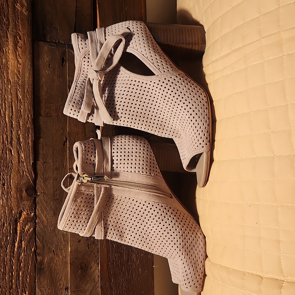 Perforated Gray Ankle Boots - Picture 3 of 4